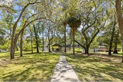 9859 NW 38th Terrace, Branford, FL 32008 - Photo 12
