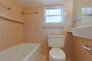 1507 NW 4th Ave, Gainesville, FL 32603 - Photo 2