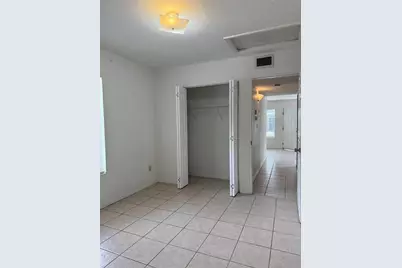537 NW 30th Avenue, Gainesville, FL 32609 - Photo 10