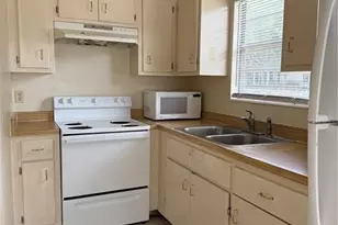 537 NW 30th Ave, Gainesville, FL 32609 - Photo 2