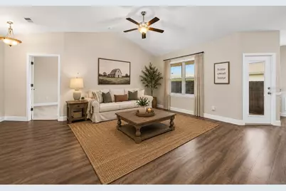 19033 NW 166th Avenue, High Springs, FL 32643 - Photo 8