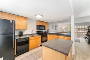 1810 NW 23rd Blvd, Gainesville, FL 32605 - Photo 12