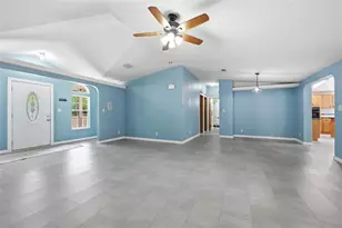 9528 NW 235th Terrace, Alachua, FL 32615 - Photo 8