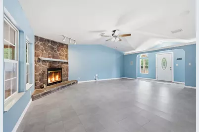 9528 NW 235th Terrace, Alachua, FL 32615 - Photo 6
