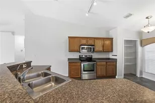 21395 NW 39th Ct, Micanopy, FL 32667 - Photo 10