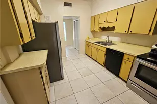 2818 SW 2nd Ave, Gainesville, FL 32607 - Photo 8