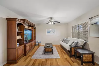 6100 Gulfport Boulevard S #402, Gulfport, FL 33707 - Photo 4