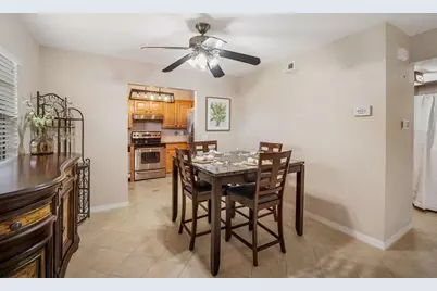 6100 Gulfport Boulevard S #402, Gulfport, FL 33707 - Photo 8