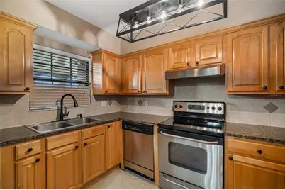 6100 Gulfport Boulevard S #402, Gulfport, FL 33707 - Photo 10