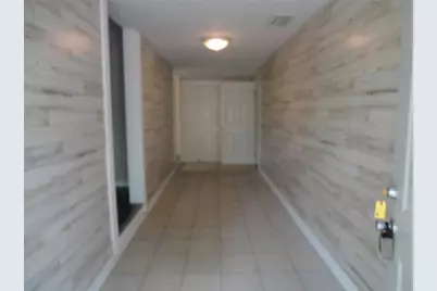 1334 NE 1st Avenue, Gainesville, FL 32641 - Photo 2