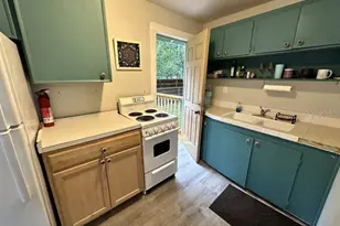 725 NE 5th Ave, Gainesville, FL 32601 - Photo 8