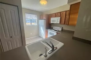 2202 SW 39 Dr, Gainesville, FL 32607 - Photo 4