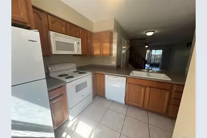 2202 SW 39th Drive, Gainesville, FL 32607 - Photo 2