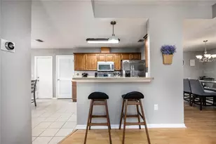1608 NE 45th Pl, Gainesville, FL 32609 - Photo 4