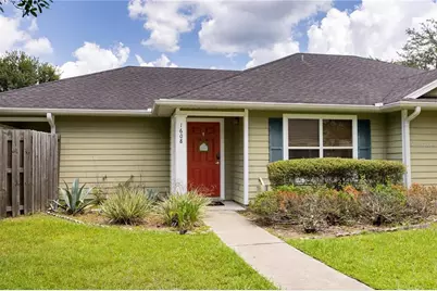 1608 NE 45th Place, Gainesville, FL 32609 - Photo 2