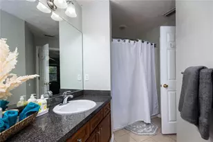 1608 NE 45th Pl, Gainesville, FL 32609 - Photo 18