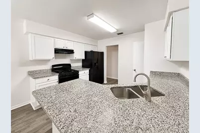 603 SW 5th Street, Gainesville, FL 32601 - Photo 2