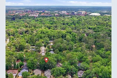 1736 NW 16th Place, Gainesville, FL 32605 - Photo 2