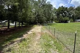 16051 NE 71st St, Williston, FL 32696 - Photo 2