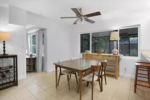 1032 NE 19th Pl, Gainesville, FL 32609 - Photo 6