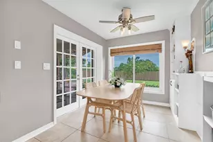 12194 66th Ave, Seminole, FL 33772 - Photo 18