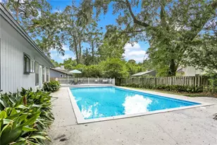 1826 SW 80th Dr, Gainesville, FL 32607 - Photo 2