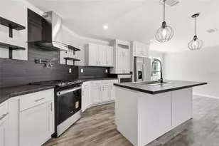 672 SW Newark Dr, Fort White, FL 32038 - Photo 12