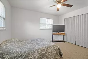 1009 SE 20th St, Gainesville, FL 32641 - Photo 16