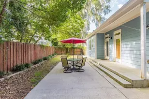 321 NW 7th Terrace, Gainesville, FL 32601 - Photo 2