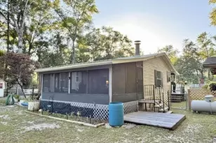 3520 NW 67th Terrace, Bell, FL 32619 - Photo 18