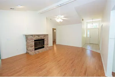 2340 NW 16th Avenue, Gainesville, FL 32605 - Photo 4