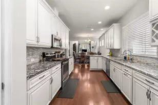 8317 SW 78th Ln, Gainesville, FL 32608 - Photo 2