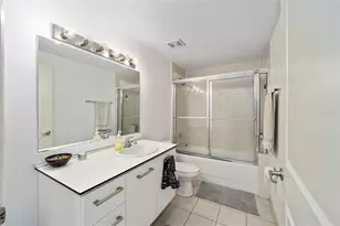 20 SW 6th St, Gainesville, FL 32601 - Photo 10