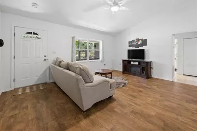 1750 SW 15th Street, Bell, FL 32619 - Photo 4