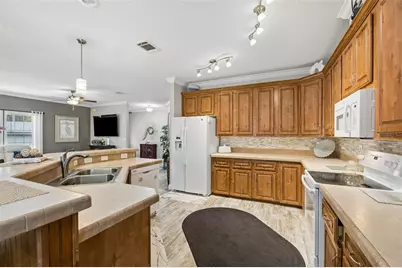 329 Paradise Circle, Satsuma, FL 32189 - Photo 12