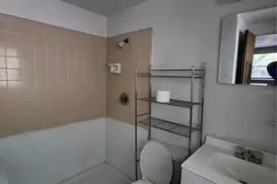 1958 NW 4th St, Gainesville, FL 32609 - Photo 12