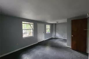 1958 NW 4th St, Gainesville, FL 32609 - Photo 6