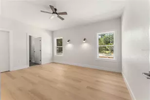 925 NE 17th Dr, Gainesville, FL 32641 - Photo 14