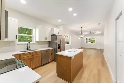 925 NE 17th Drive, Gainesville, FL 32641 - Photo 12