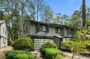 2424 NW 47th Ln, Gainesville, FL 32605 - Photo 2