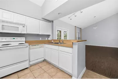 4850 SW 91st Terrace #301, Gainesville, FL 32608 - Photo 10