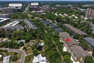 1185 SW 9th Rd, Gainesville, FL 32601 - Photo 2