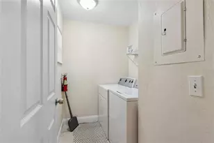 2635 SW 35th Pl, Gainesville, FL 32608 - Photo 14