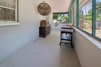 917 SW 2nd Avenue, Trenton, FL 32693 - Photo 32