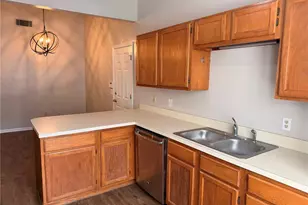 439 NW 50th Blvd, Gainesville, FL 32607 - Photo 10