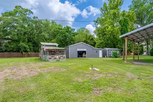 815 SW 10th St, Cross City, FL 32628 - Photo 28