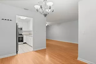 501 SW 75th St, Gainesville, FL 32607 - Photo 8