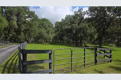 1025 NW 150th Avenue, Ocala, FL 34482 - Photo 2