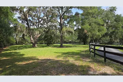 1025 NW 150th Avenue, Ocala, FL 34482 - Photo 4