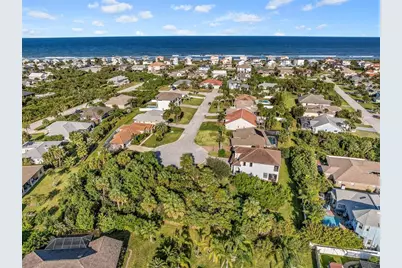 12 Laurel Drive, Palm Coast, FL 32137 - Photo 2